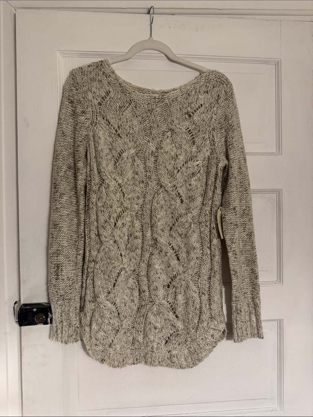 Cozy Cable Knit Women's Sweater - Grey Heather